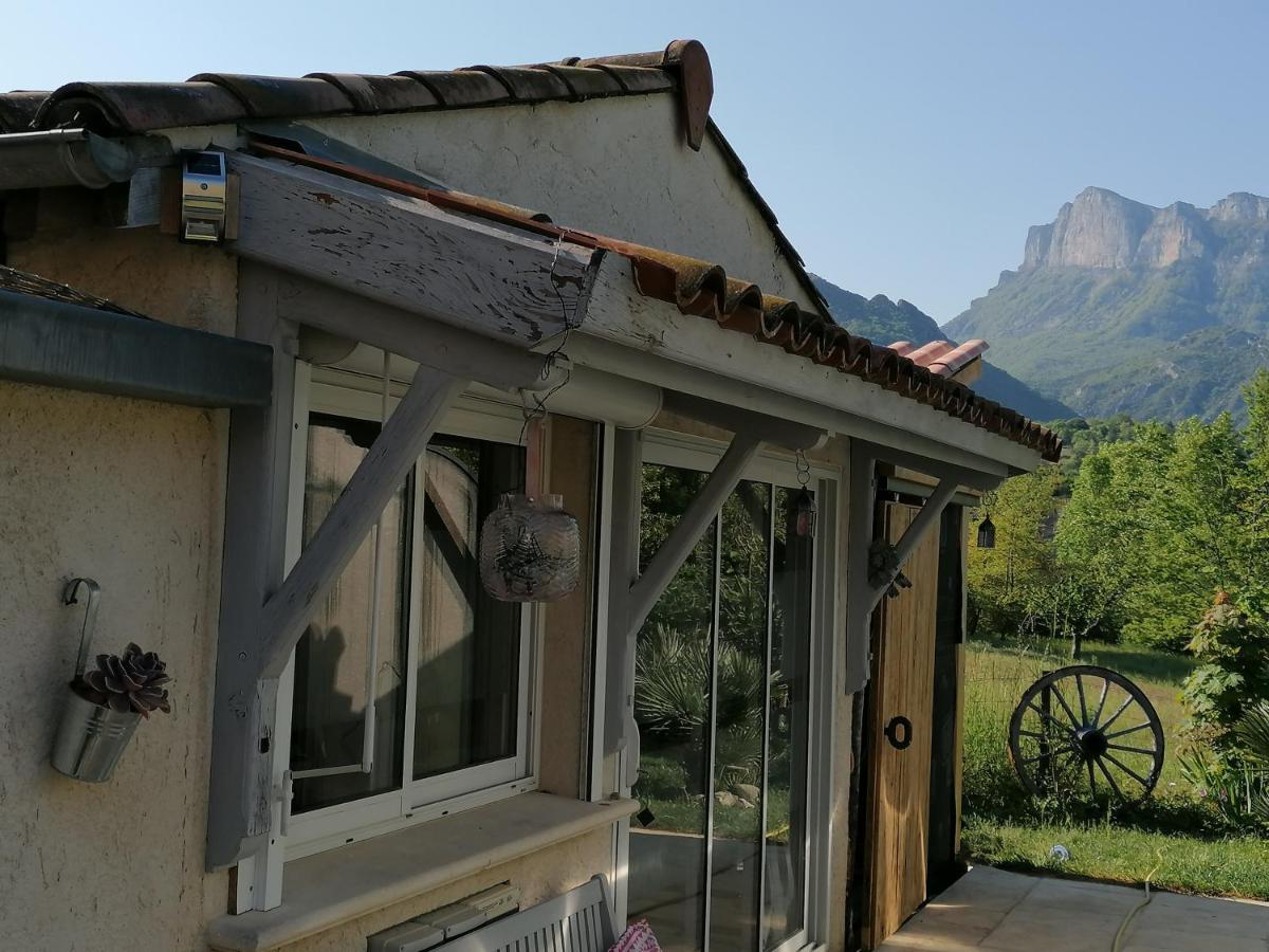 Chambre avec jacuzzi privatif Saillans  Exterior foto